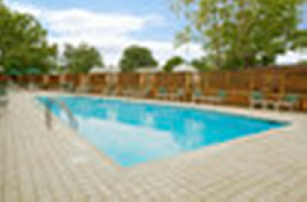 Williamsburg Hospitality House Hotel Facilities photo