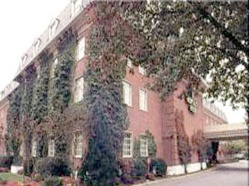 Williamsburg Hospitality House Hotel Exterior photo